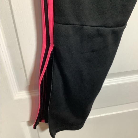 Adidas Tiro style track pants with pink side stripes - Picture 4 of 8